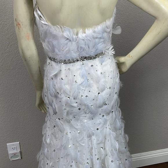 NWT Mac Duggal White Feather Rhinestone Sweetheart Strapless Gown Dress Wedding - Picture 10 of 17